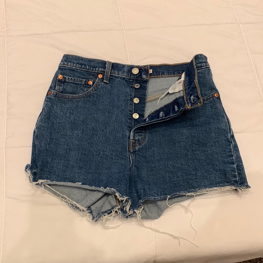 Levi’s denim shorts